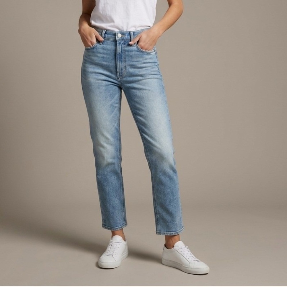 NWOT MOTHER Snacks Women Jeans 24 Stone Blue Cotton Blend Classic Core 1686-1351